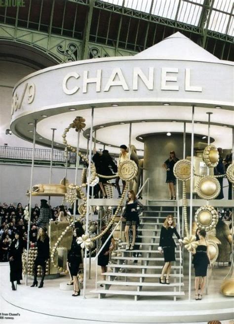 chanel carousel.